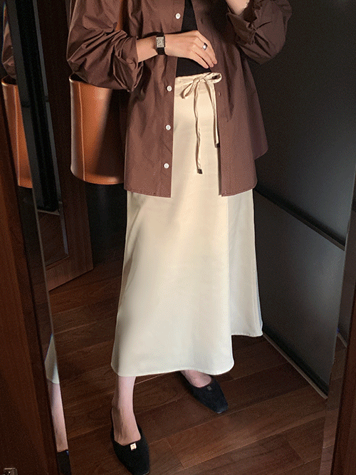 가리쉬 새틴skirt [3color]